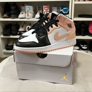 Air Jordan 1 Mid Arctic Orange (GS)